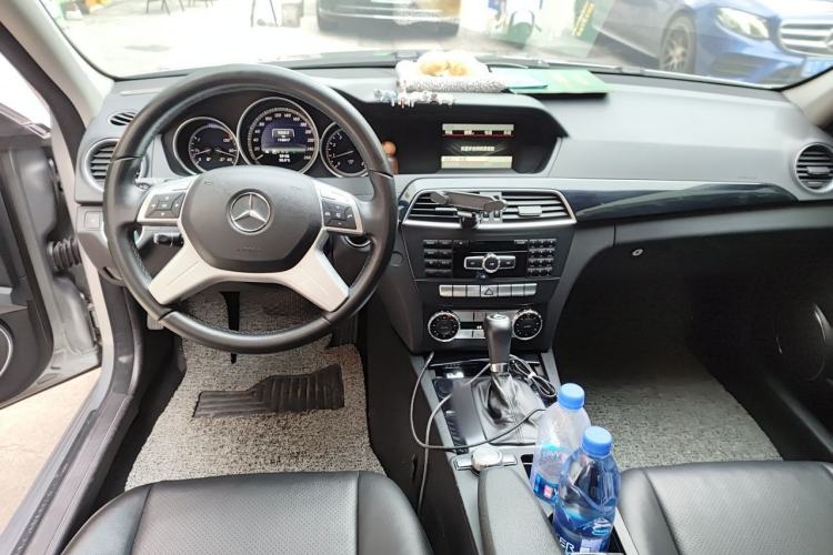 Used Mercedes-Benz C-Class 2013 C 180 Classic Grand Edition Center Console