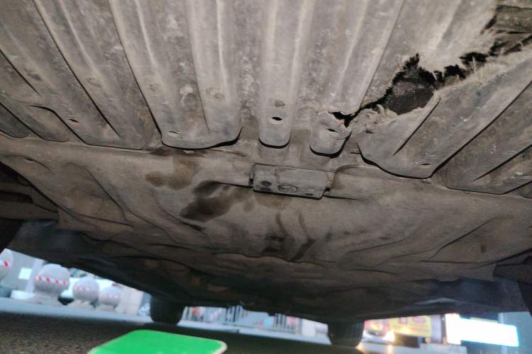 Used Mercedes-Benz C-Class 2013 C 180 CGI Classic Chassis Front