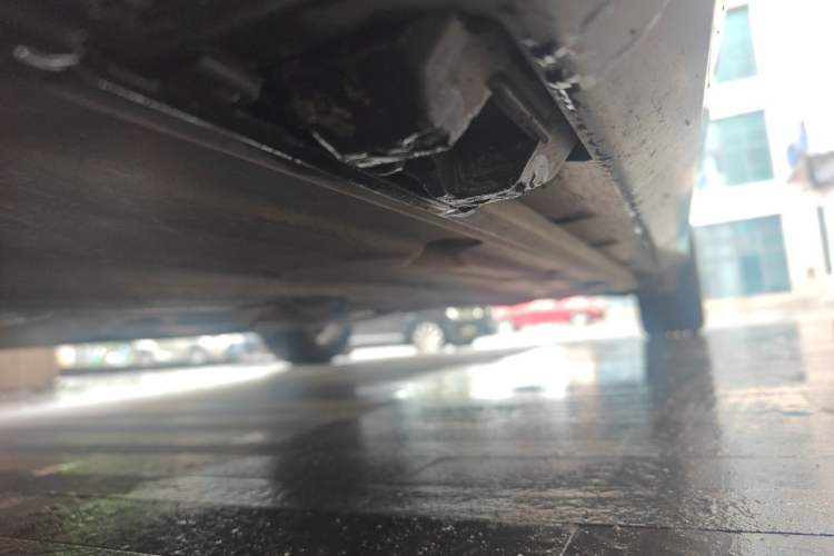 Used Mercedes-Benz C-Class 2013 C 180 CGI Classic Chassis Front Left