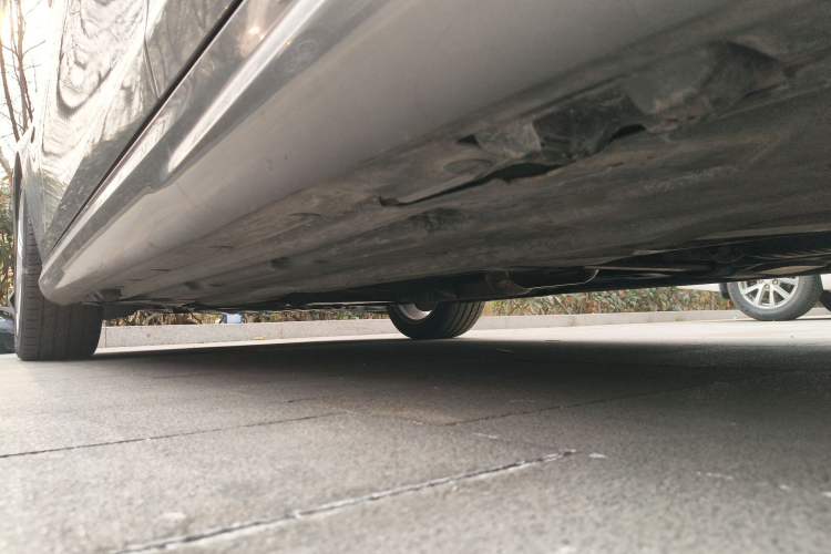 Used Mercedes-Benz C-Class 2013 C 180 Classic Grand Edition Chassis Rear Left