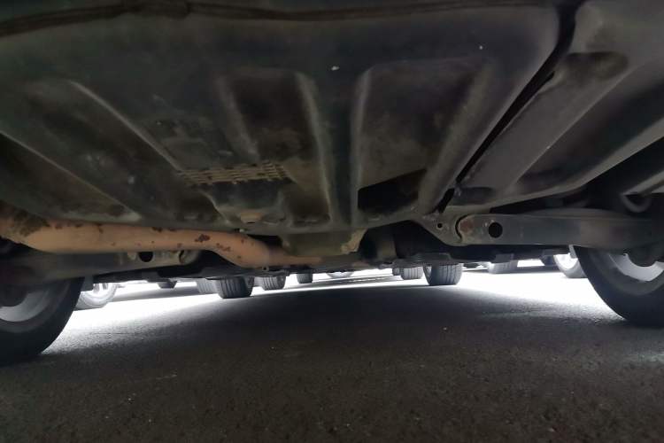 Used Mercedes-Benz C-Class 2013 C 180 Classic Grand Edition Chassis Rear