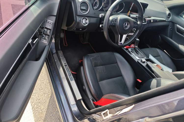 Used Mercedes-Benz C-Class 2013 C 300 Sport Grand Edition Driver Seat
