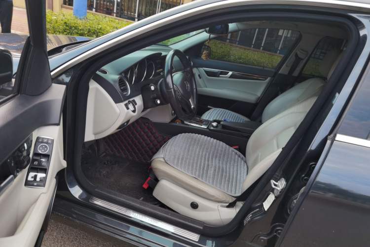 Used Mercedes-Benz C-Class 2013 C 260 CGI Fashion Model Driver Seat