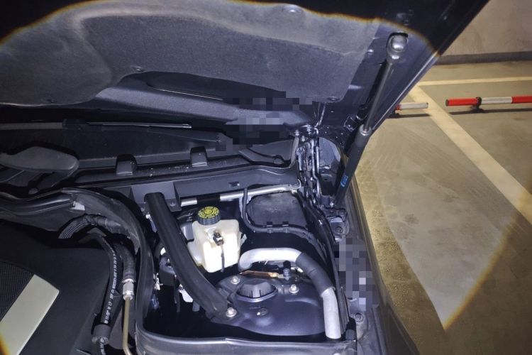 Used Mercedes-Benz C-Class 2013 C 300 Sport Grand Edition Engine Bay Left