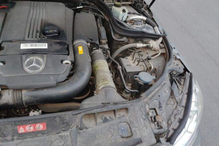 Used Mercedes-Benz C-Class 2013 C 180 CGI Classic Engine Bay Left