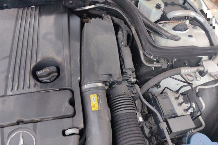Used Mercedes-Benz C-Class 2013 C 180 Coupe Engine Bay Left
