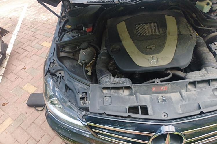 Used Mercedes-Benz C-Class 2013 C 300 Sport Grand Edition Engine Bay Right