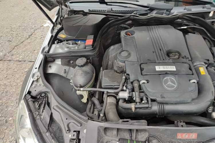 Used Mercedes-Benz C-Class 2013 C 180 Classic Grand Edition Engine Bay Right