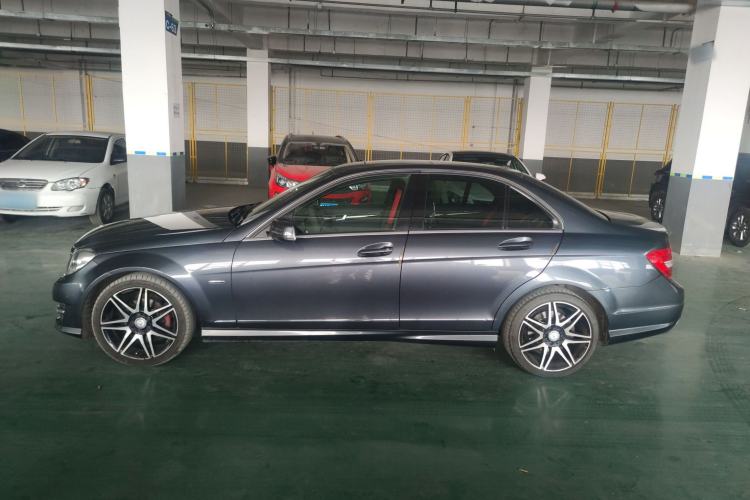 Used Mercedes-Benz C-Class 2013 C 300 Sport Grand Edition Exterior 2