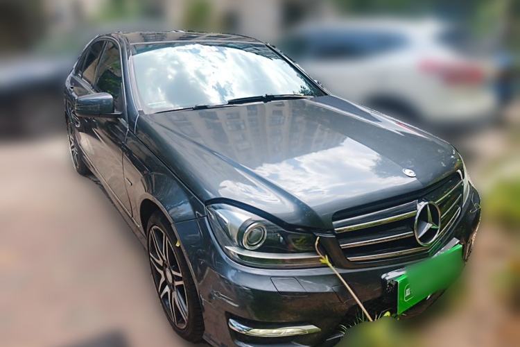 Used Mercedes-Benz C-Class 2013 C 300 Sport Grand Edition Front Right 45 Deg