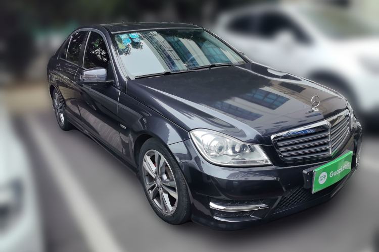 Used Mercedes-Benz C-Class 2013 C 180 Classic Grand Edition Front Right 45 Deg
