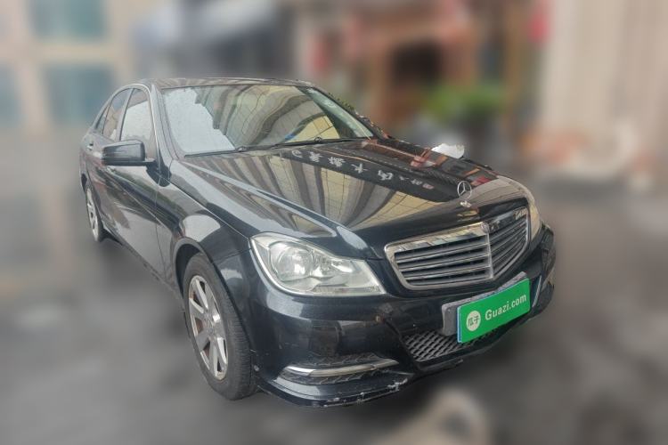 Used Mercedes-Benz C-Class 2013 C 180 CGI Classic Front Right 45 Deg