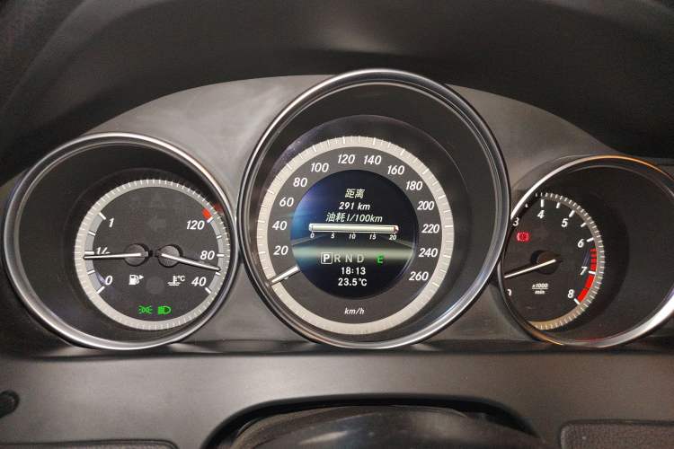 Used Mercedes-Benz C-Class 2013 C 180 CGI Classic Instrument Cluster