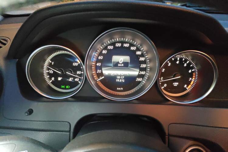 Used Mercedes-Benz C-Class 2013 C 180 CGI Classic Instrument Cluster