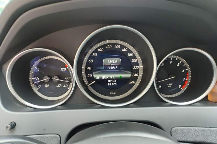 Used Mercedes-Benz C-Class 2013 C 180 Classic Grand Edition Instrument Cluster