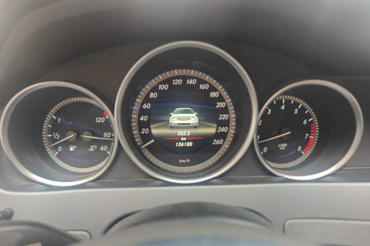 Used Mercedes-Benz C-Class 2013 C 180 CGI Classic Instrument Cluster