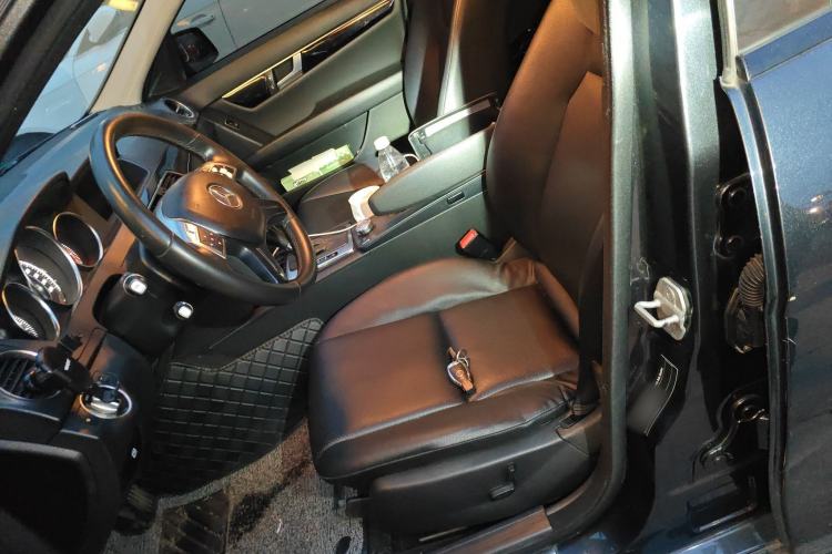 Used Mercedes-Benz C-Class 2013 C 180 CGI Classic Left Front Seat