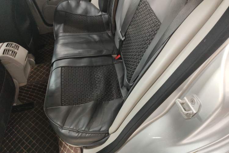 Used Mercedes-Benz C-Class 2013 C 180 Classic Grand Edition Left Rear Seat