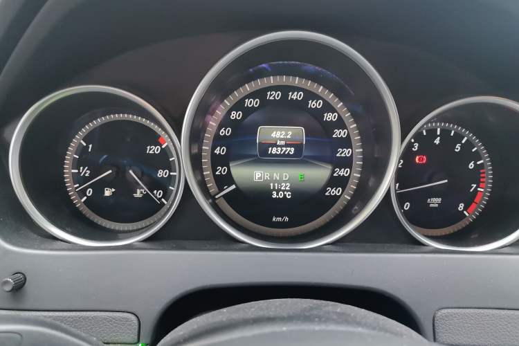 Used Mercedes-Benz C-Class 2013 C 180 Classic Grand Edition Odometer Close Up