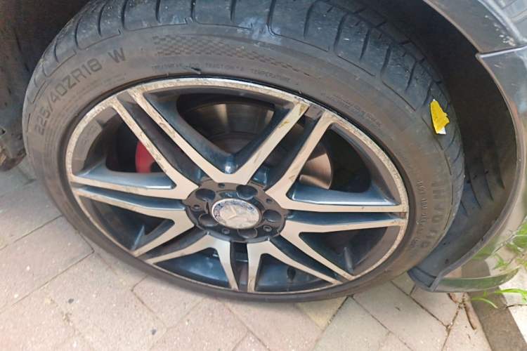 Used Mercedes-Benz C-Class 2013 C 300 Sport Grand Edition Right Front Wheel Hub