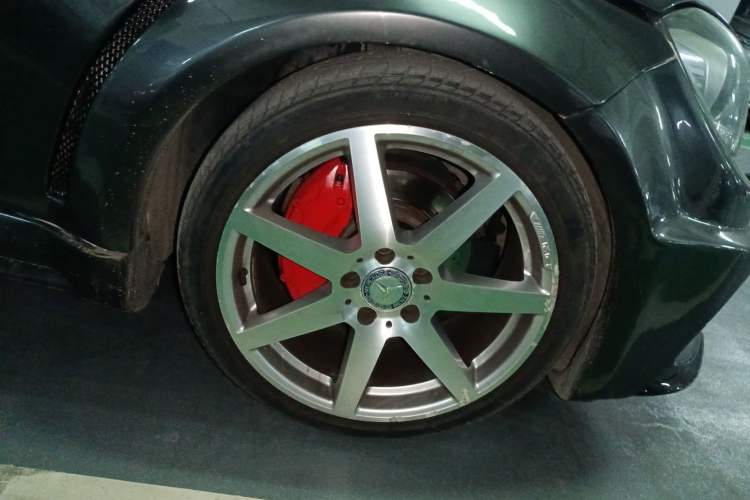 Used Mercedes-Benz C-Class 2013 C 180 Coupe Right Front Wheel Hub