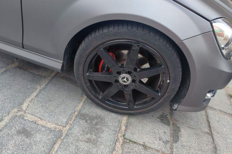 Used Mercedes-Benz C-Class 2013 C 180 Coupe Right Front Wheel Hub