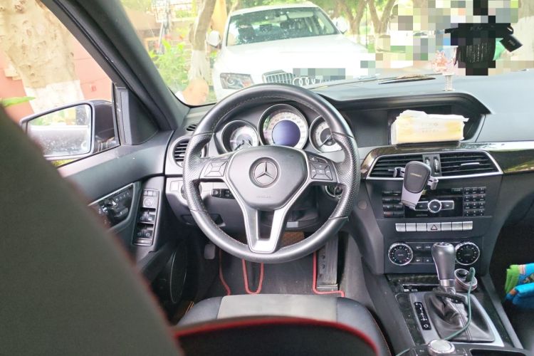 Used Mercedes-Benz C-Class 2013 C 300 Sport Grand Edition Steering Wheel