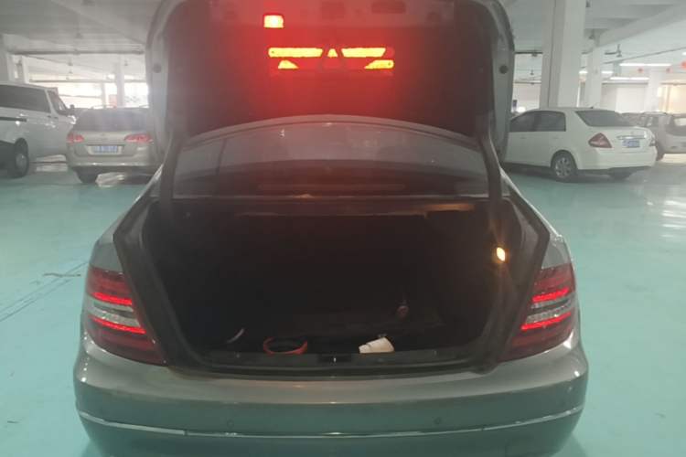 Used Mercedes-Benz C-Class 2013 C 260 CGI Elegant Model Trunk