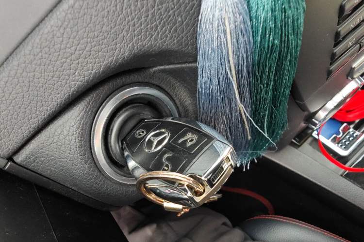 Used Mercedes-Benz C-Class 2013 C 300 Sport Grand Edition Vehicle Key