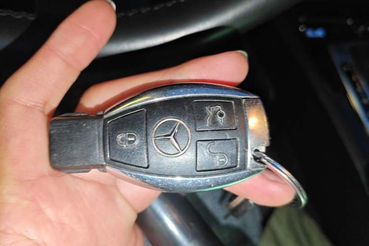 Used Mercedes-Benz C-Class 2013 C 180 CGI Classic Vehicle Key