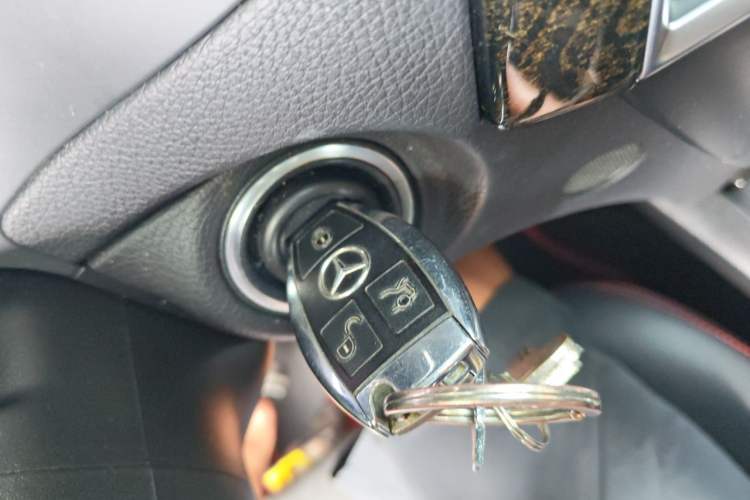 Used Mercedes-Benz C-Class 2013 C 300 Sport Grand Edition Vehicle Key