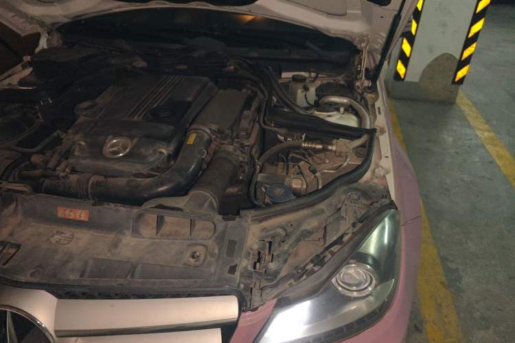 Used Mercedes-Benz C-Class 2013 C 180 Coupe Engine Bay Left