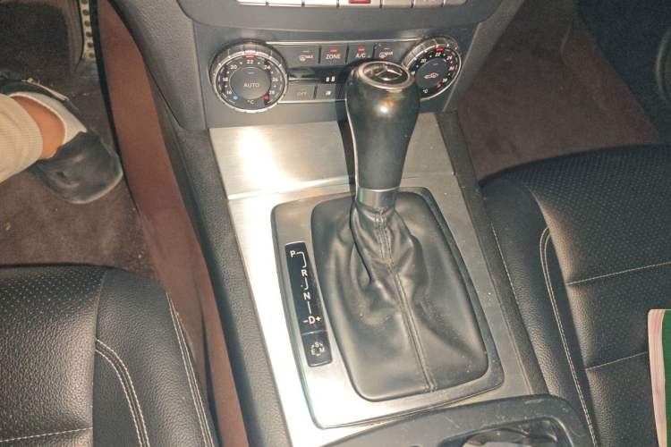 Used Mercedes-Benz C-Class 2013 C 180 Coupe Gear Lever