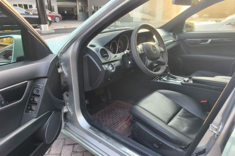 Used Mercedes-Benz C-Class 2013 C 180 CGI Classic Driver Seat