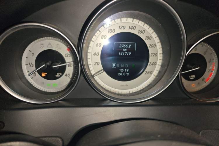 Used Mercedes-Benz C-Class 2013 C 180 Coupe Odometer Close Up