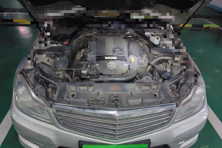 Used Mercedes-Benz C-Class 2013 C 180 Classic Grand Edition Engine Bay