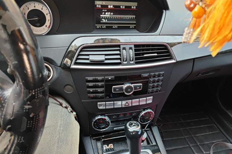 Used Mercedes-Benz C-Class 2013 C 260 CGI Fashion Model Audio And AC Panel