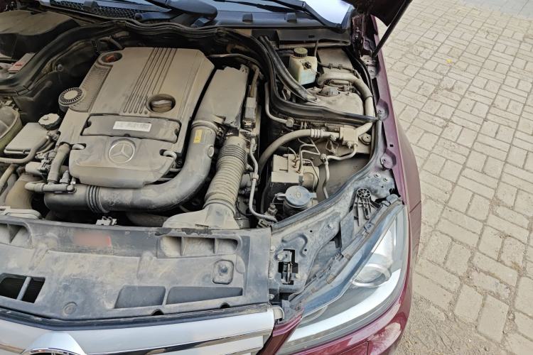 Used Mercedes-Benz C-Class 2013 C 260 CGI Fashion Model Engine Bay Left