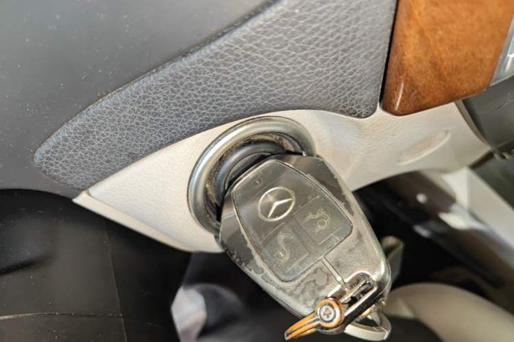 Used Mercedes-Benz C-Class 2013 C 260 Elegant Grand Edition Vehicle Key