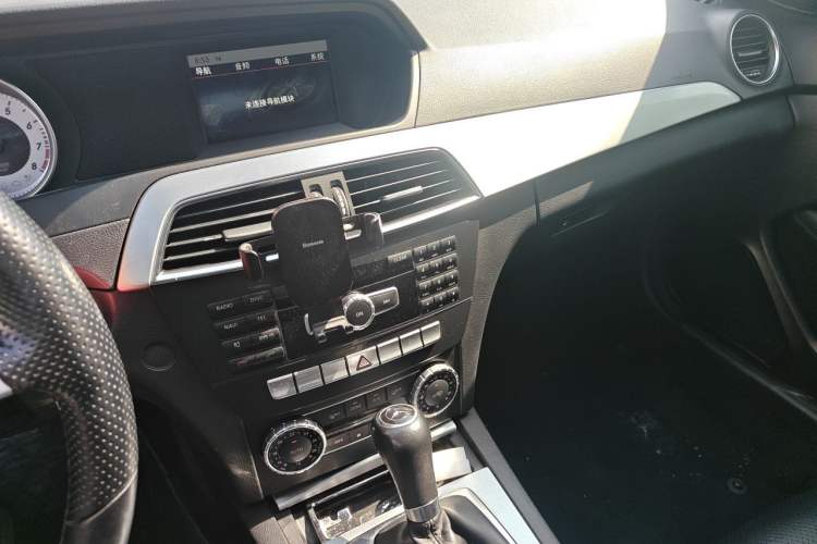 Used Mercedes-Benz C-Class 2013 C 180 Coupe Audio And AC Panel