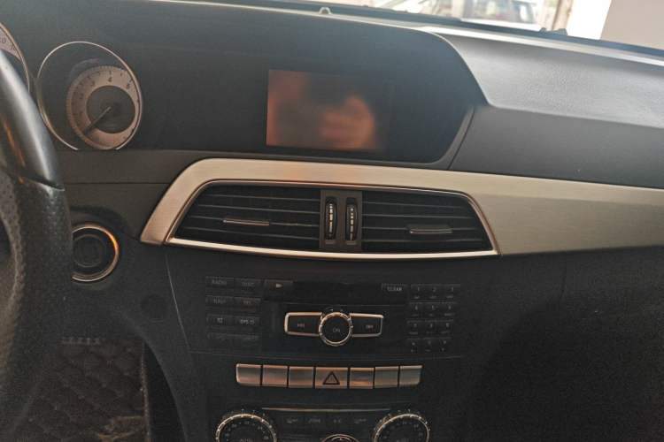 Used Mercedes-Benz C-Class 2013 C 180 Coupe Audio And AC Panel
