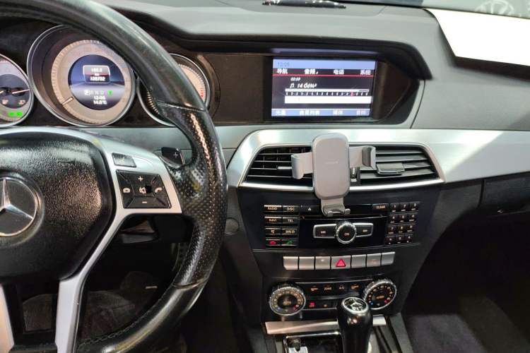 Used Mercedes-Benz C-Class 2013 C 180 Coupe Audio And AC Panel