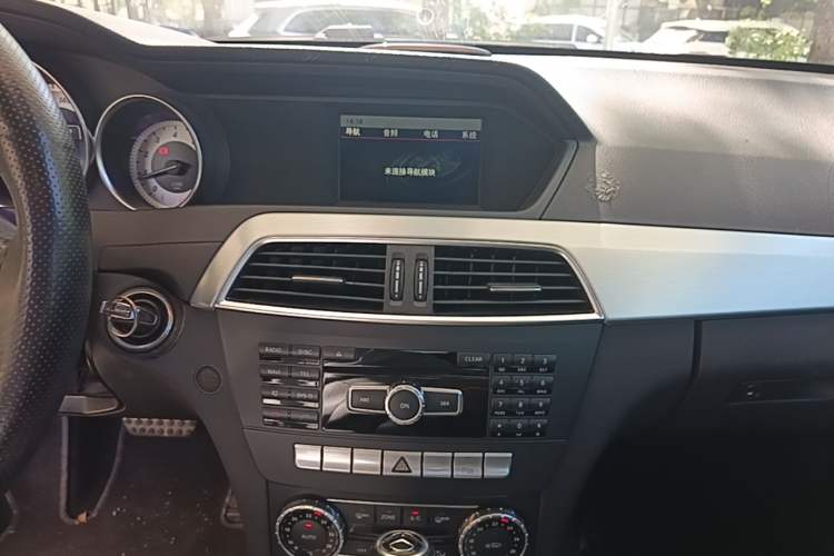 Used Mercedes-Benz C-Class 2013 C 180 Coupe Audio And AC Panel