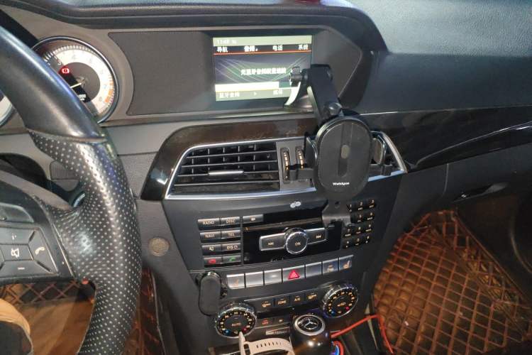Used Mercedes-Benz C-Class 2013 C 260 CGI Fashion Model Audio And AC Panel