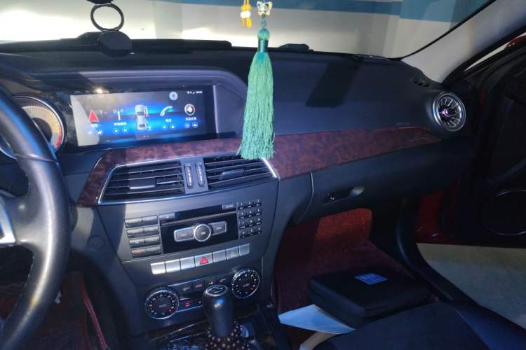 Used Mercedes-Benz C-Class 2013 C 260 CGI Elegant Model Audio And AC Panel