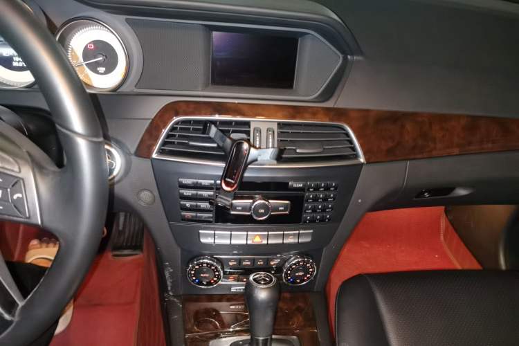 Used Mercedes-Benz C-Class 2013 C 260 CGI Elegant Model Audio And AC Panel