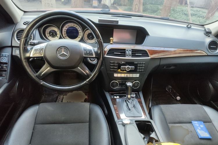 Used Mercedes-Benz C-Class 2013 C 260 CGI Elegant Model Center Console