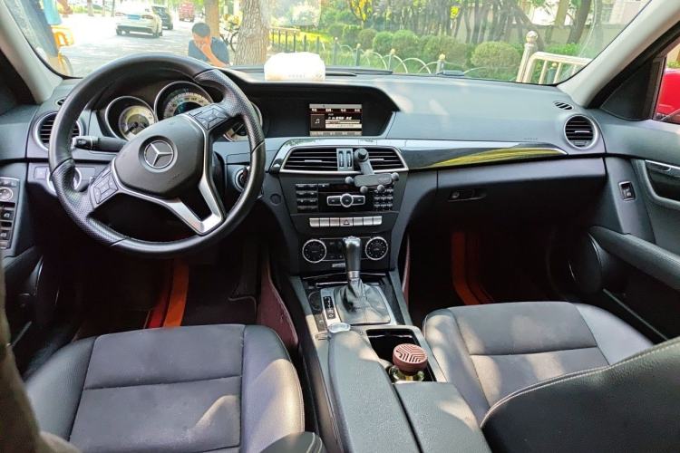 Used Mercedes-Benz C-Class 2013 C 260 Fashion Edition Grand Edition Center Console