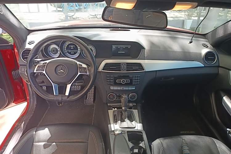 Used Mercedes-Benz C-Class 2013 C 180 Coupe Center Console