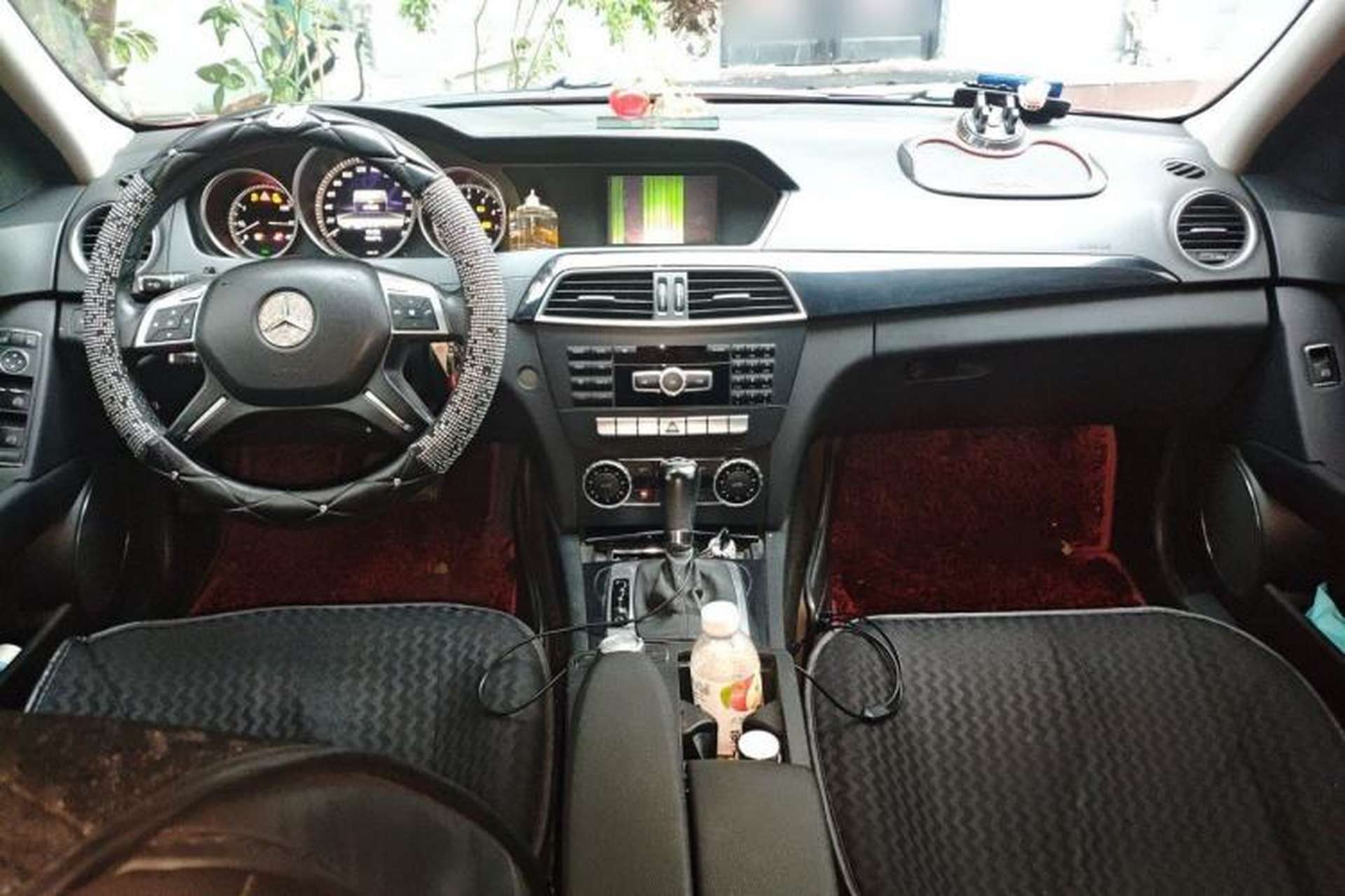 Used Mercedes-Benz C-Class 2013 C 180 CGI Classic Center Console